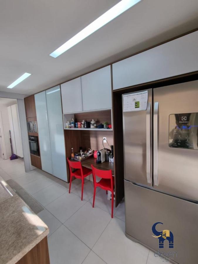 Apartamento à venda com 3 quartos, 188m² - Foto 26