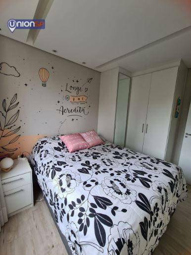 Apartamento à venda com 2 quartos, 42m² - Foto 3