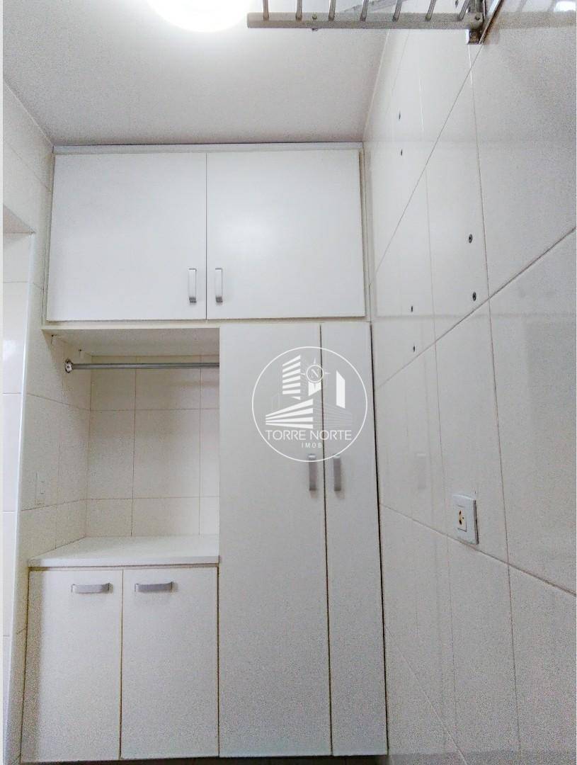 Apartamento à venda com 2 quartos, 72m² - Foto 15