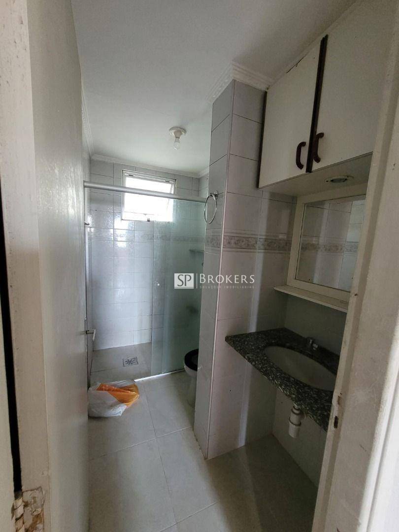 Apartamento à venda com 2 quartos, 63m² - Foto 9