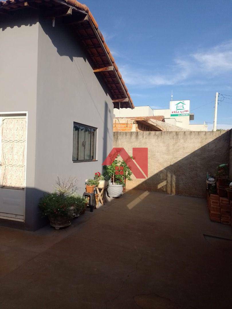 Casa à venda com 2 quartos, 70m² - Foto 9