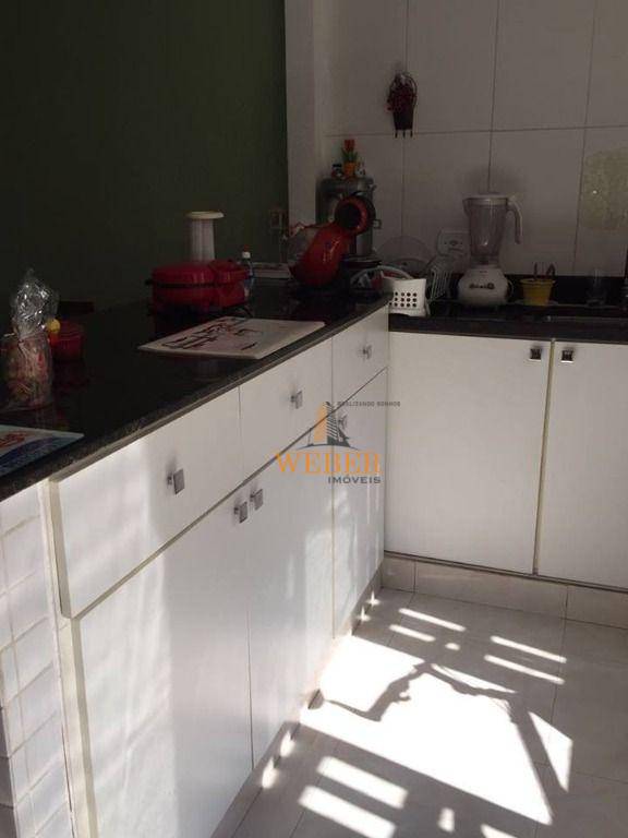 Sobrado à venda com 3 quartos, 190m² - Foto 12