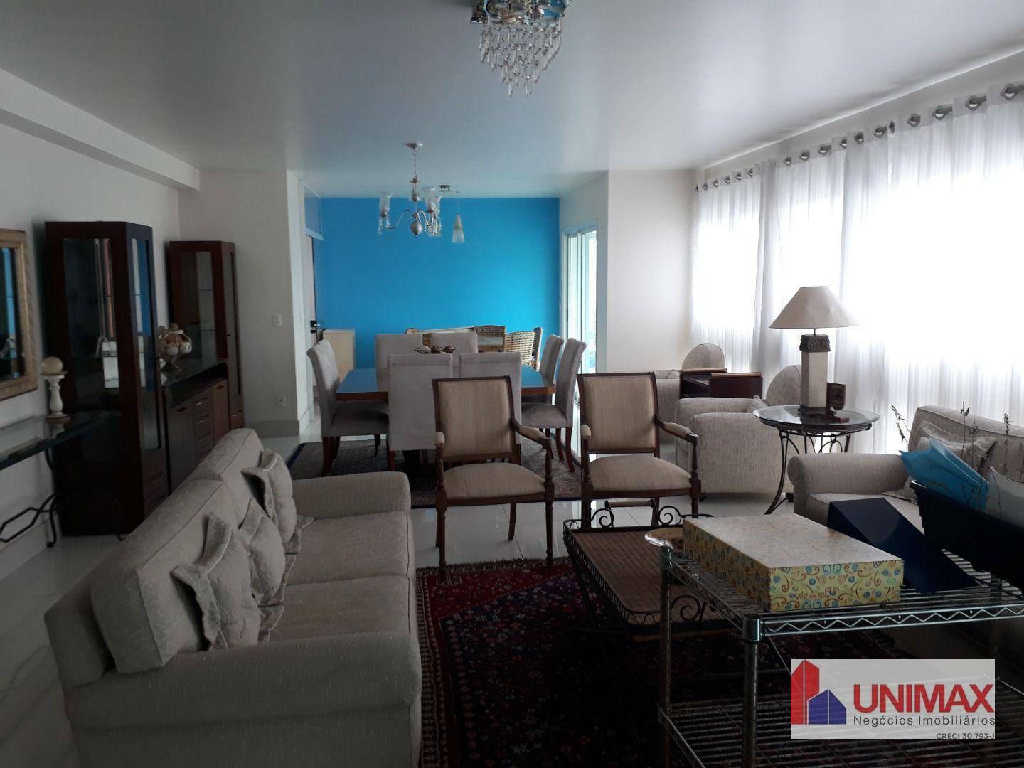 Apartamento à venda com 3 quartos, 253m² - Foto 1