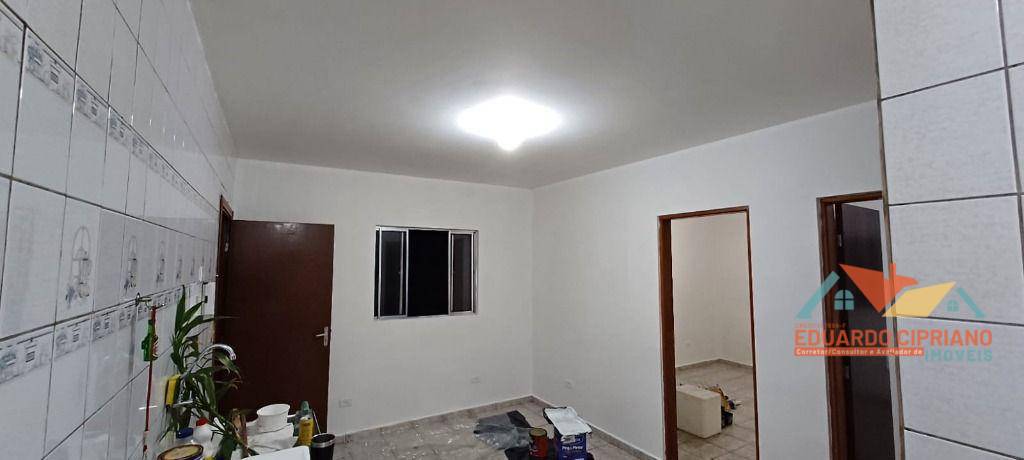 Casa de Condomínio para alugar com 2 quartos, 50m² - Foto 13