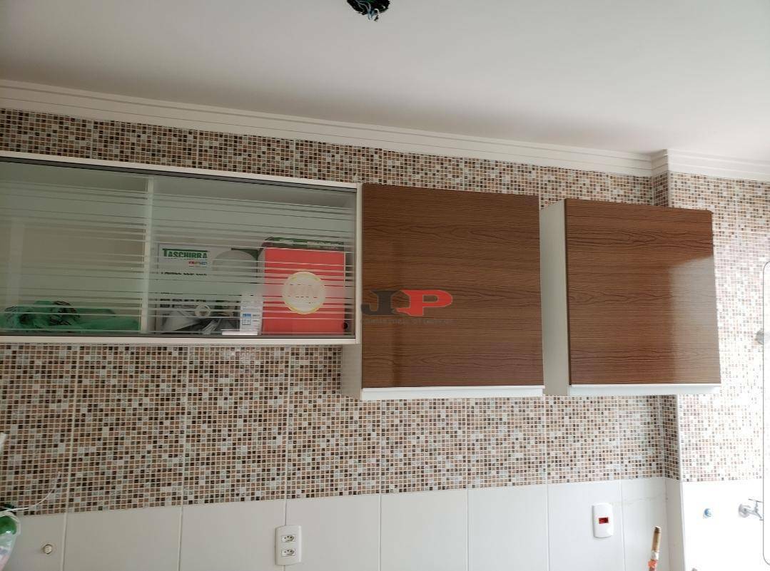 Apartamento à venda com 2 quartos, 45m² - Foto 1