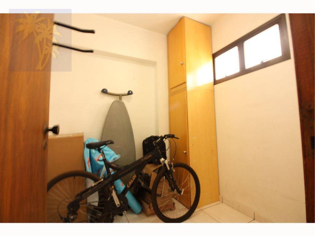 Apartamento à venda com 3 quartos, 140m² - Foto 22