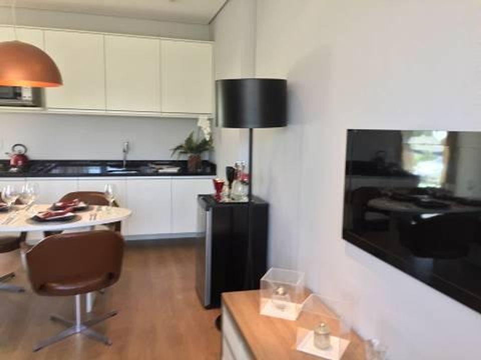 Apartamento à venda com 1 quarto, 54m² - Foto 1