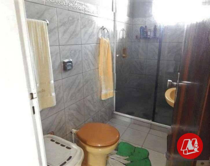 Sobrado à venda com 3 quartos, 200m² - Foto 25