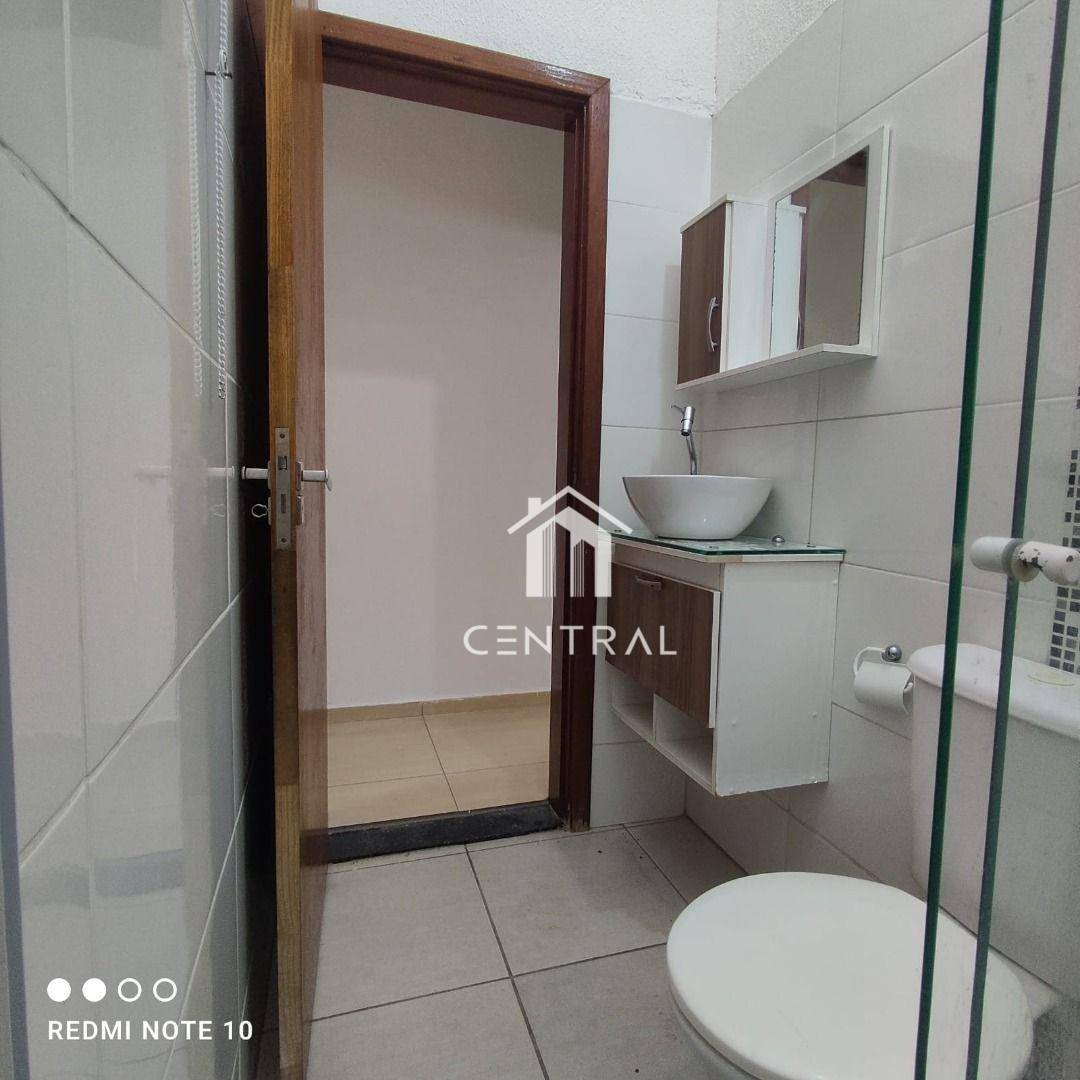 Casa à venda com 2 quartos, 75m² - Foto 8