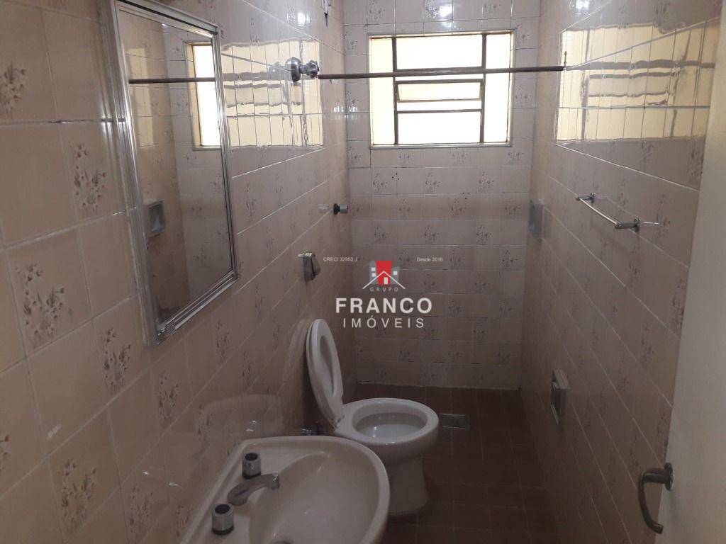 Casa à venda com 3 quartos, 146m² - Foto 13