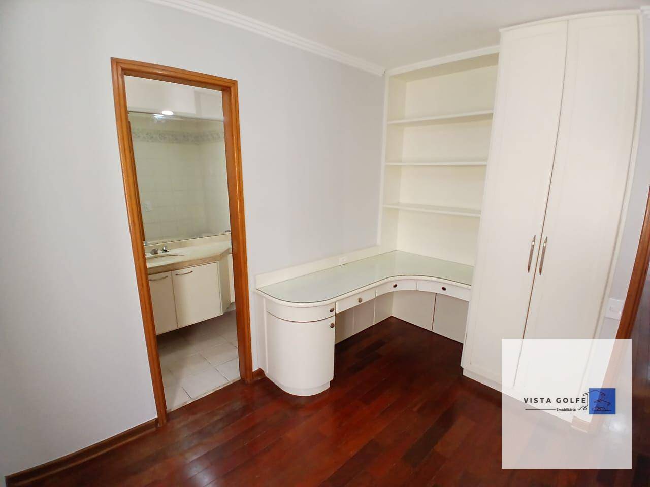 Apartamento para alugar com 3 quartos, 119m² - Foto 32