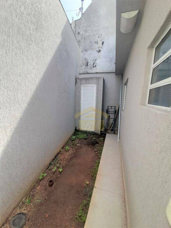 Sobrado à venda com 3 quartos, 160m² - Foto 17