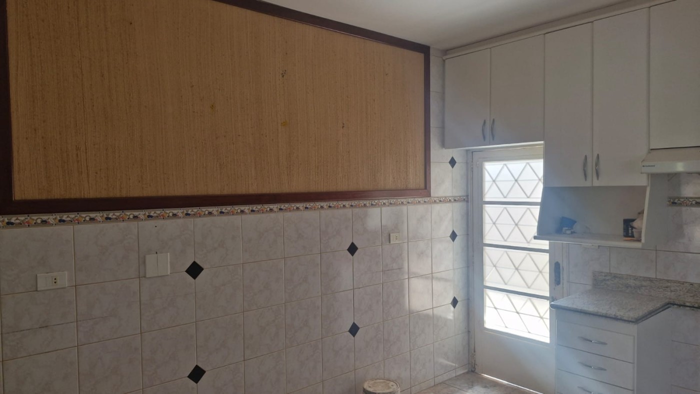 Casa à venda com 3 quartos, 190m² - Foto 11