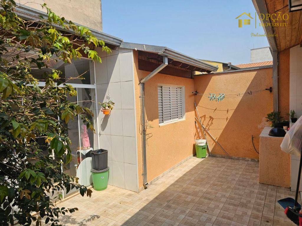 Casa à venda com 2 quartos, 60m² - Foto 15