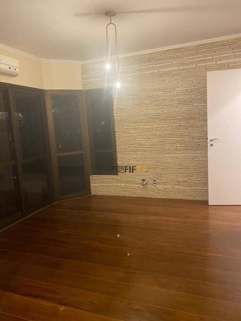 Apartamento à venda e aluguel com 3 quartos, 180m² - Foto 1