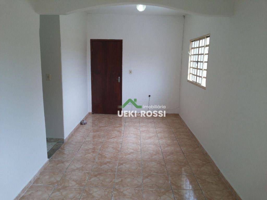 Casa à venda com 3 quartos, 70m² - Foto 6