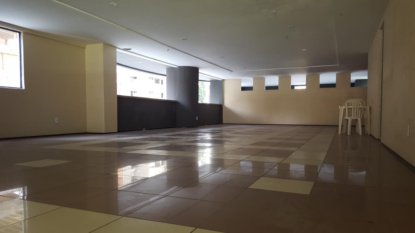 Apartamento para alugar com 2 quartos, 70m² - Foto 5