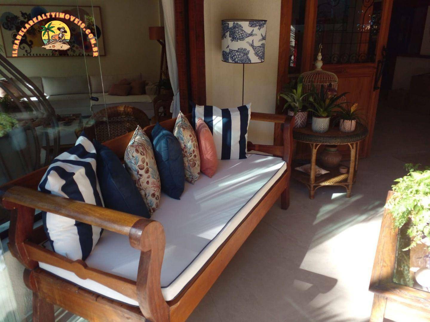 Casa de Condomínio à venda com 4 quartos, 295m² - Foto 8