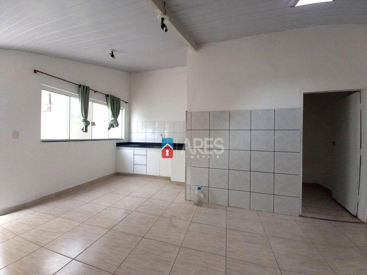 Casa à venda com 2 quartos, 150M2 - Foto 6