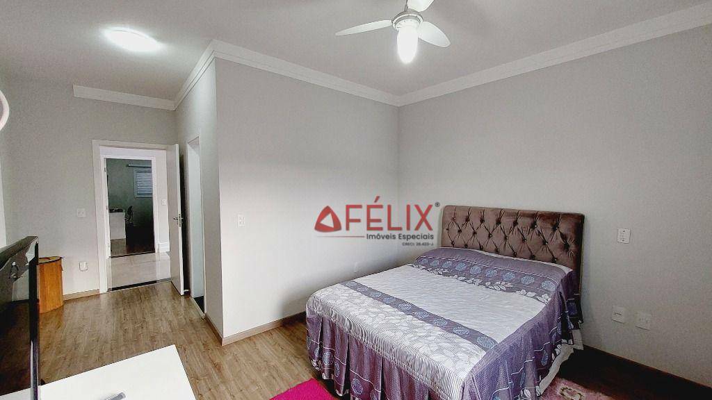Sobrado à venda com 4 quartos, 270m² - Foto 25