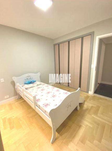 Apartamento à venda com 3 quartos, 120m² - Foto 18