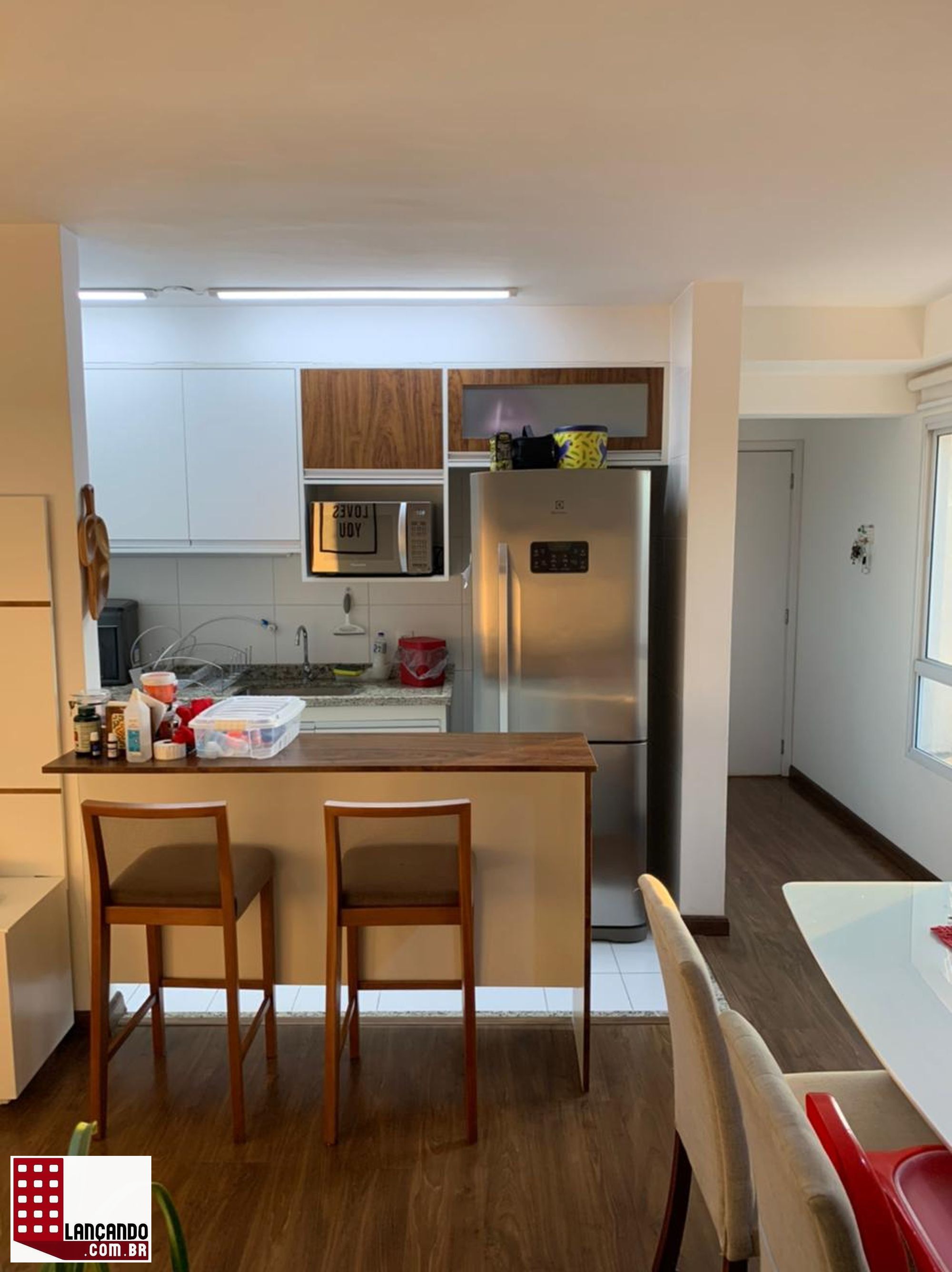 Apartamento à venda com 2 quartos, 65m² - Foto 4