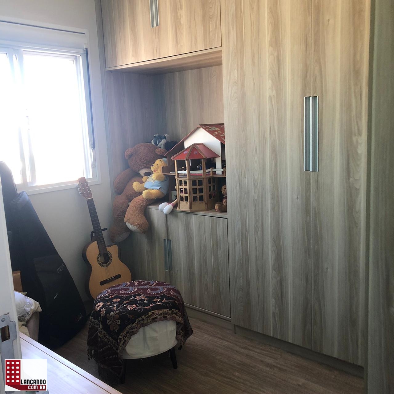 Apartamento à venda com 3 quartos, 117m² - Foto 2