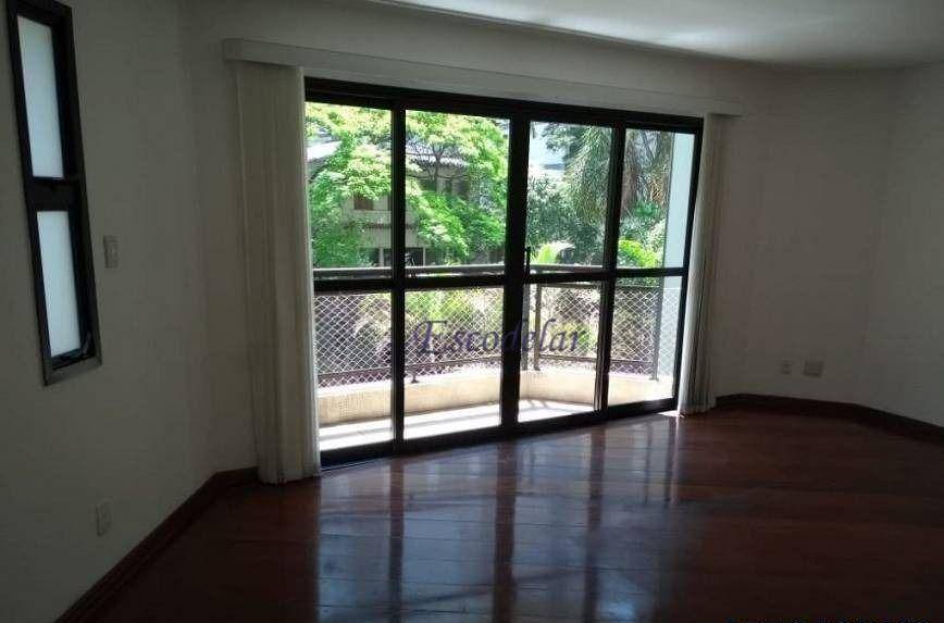 Apartamento à venda com 3 quartos, 160m² - Foto 2