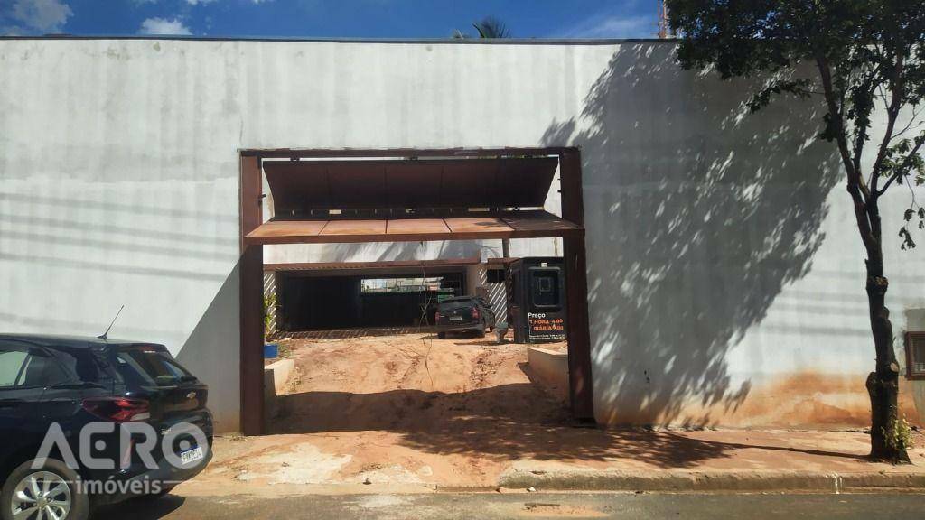 Depósito-Galpão-Armazém para alugar, 1000m² - Foto 1