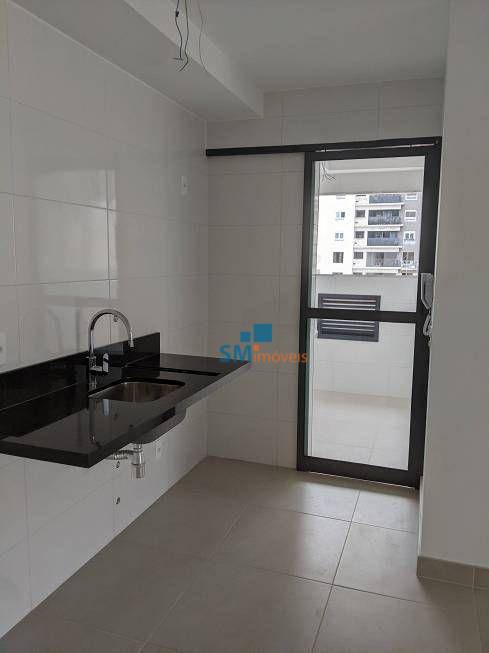 Apartamento à venda com 2 quartos, 62m² - Foto 13