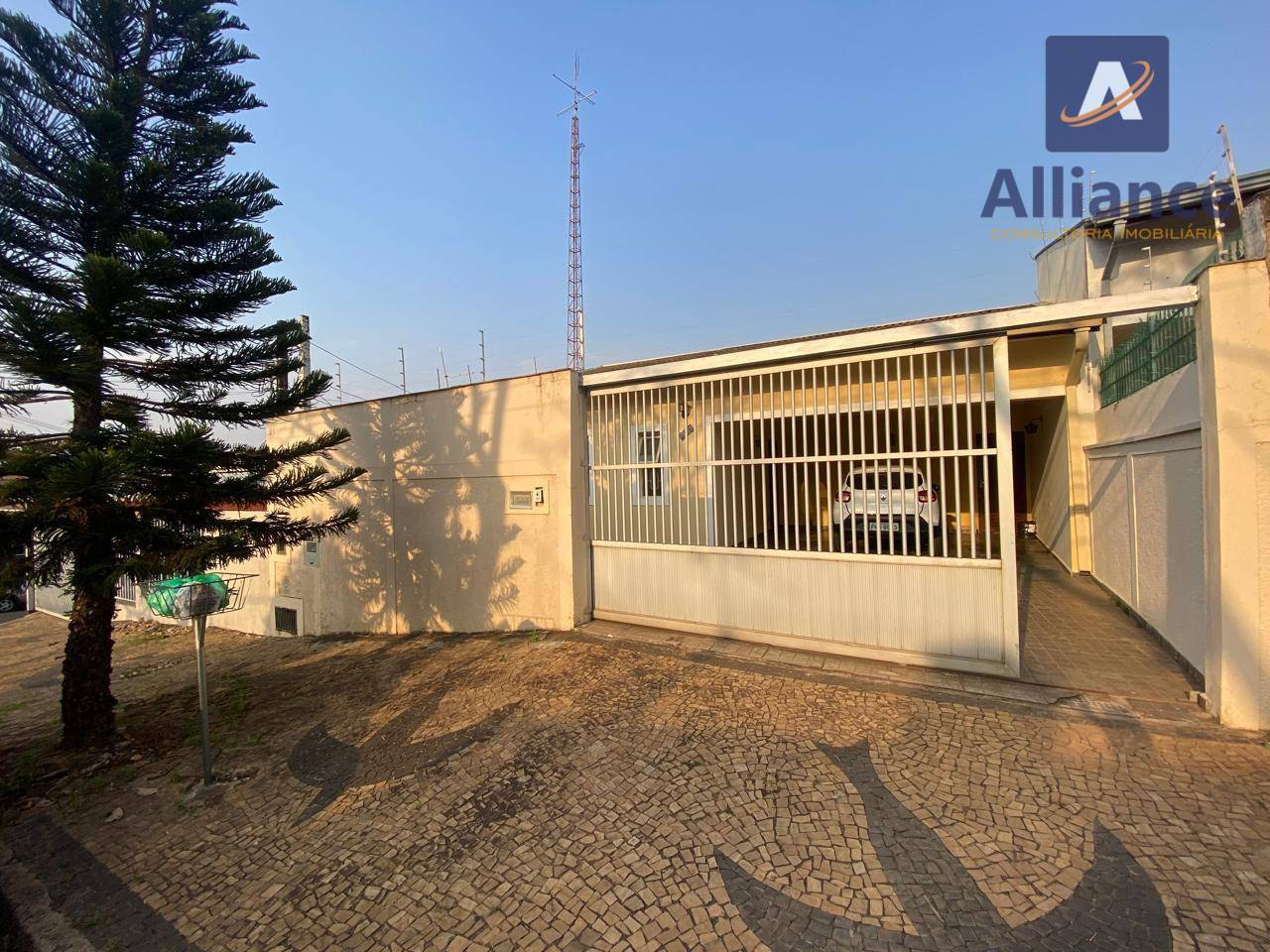 Casa, 3 quartos, 180 m² - Foto 1