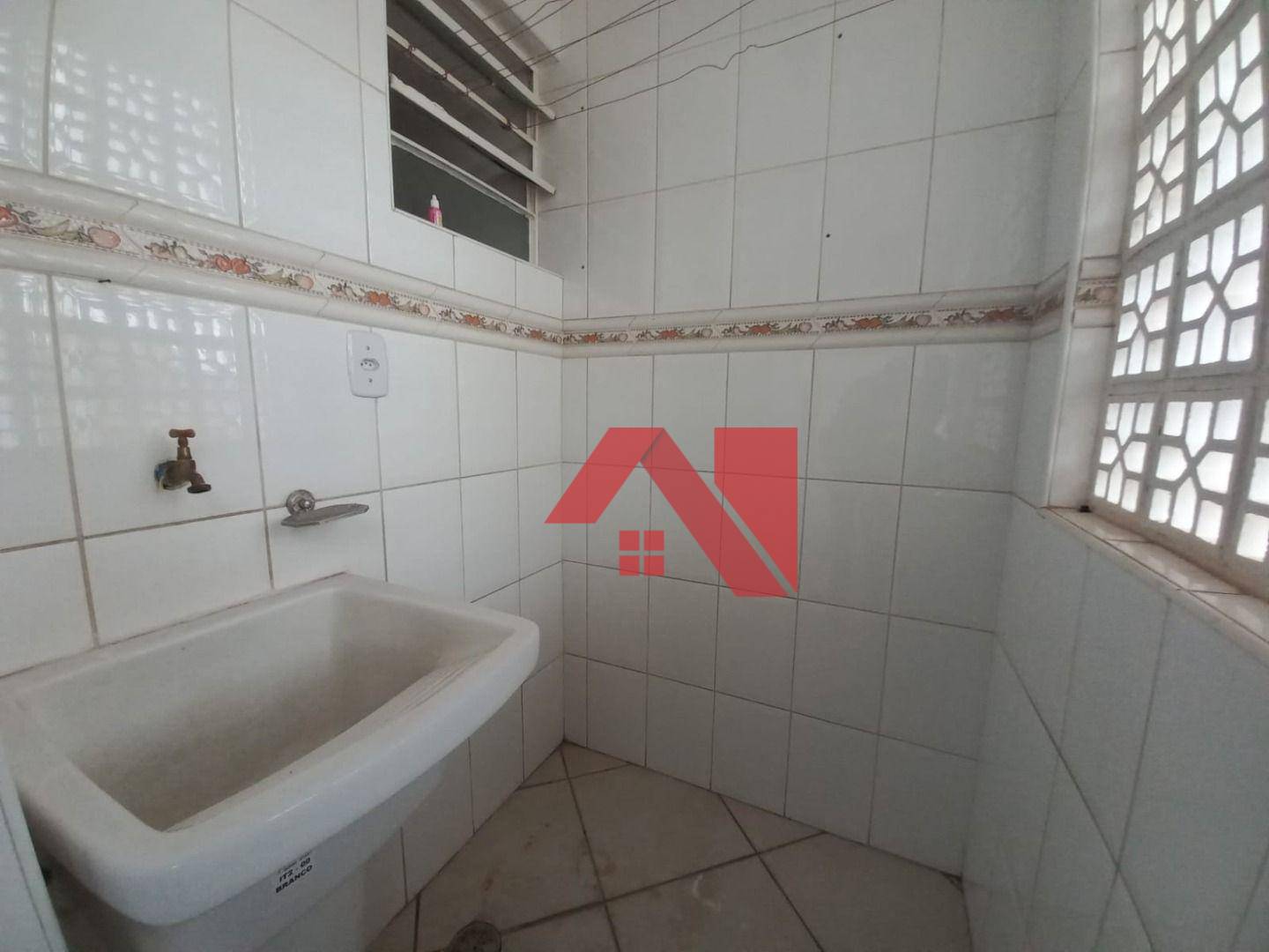 Apartamento para alugar com 2 quartos, 48m² - Foto 2