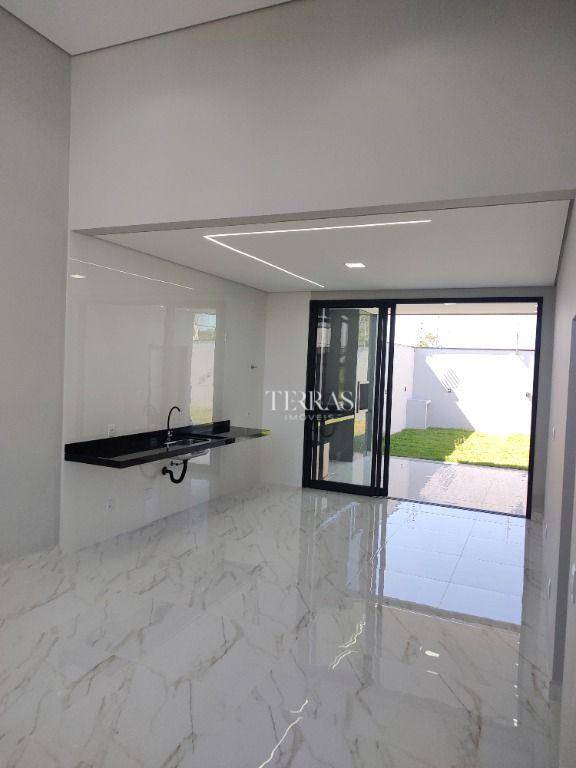 Casa à venda com 3 quartos, 131m² - Foto 7