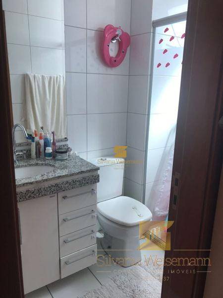 Apartamento à venda com 3 quartos, 125m² - Foto 8