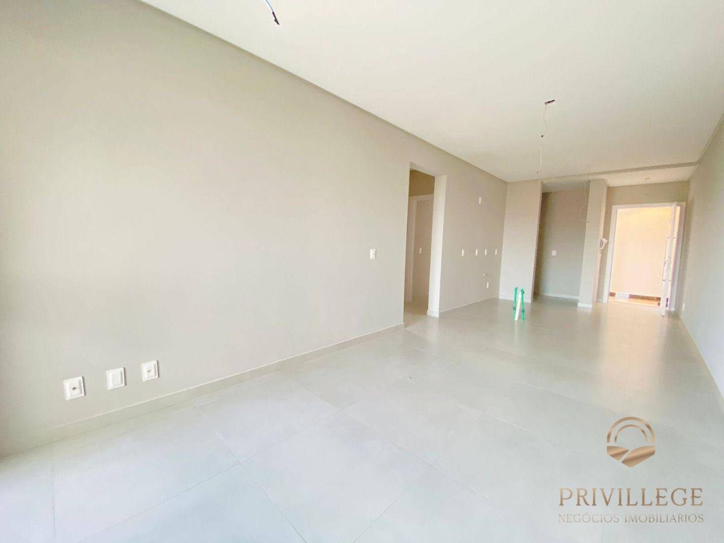 Apartamento à venda com 3 quartos, 82m² - Foto 4