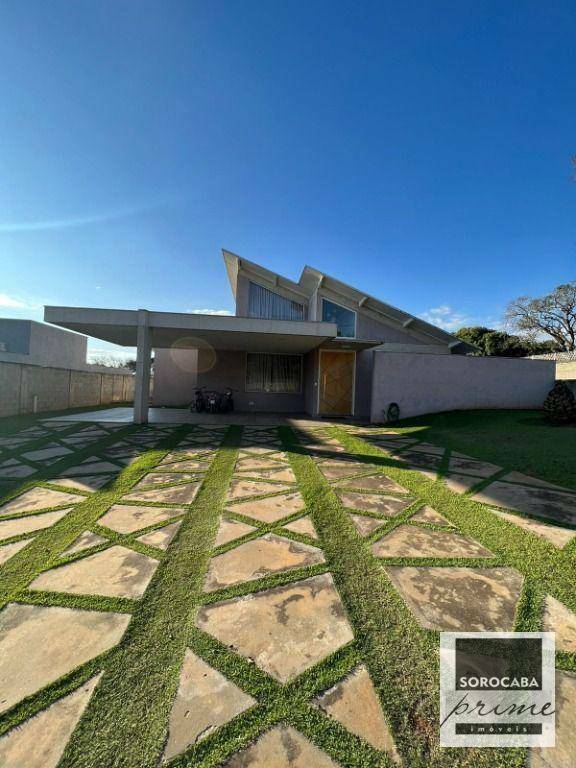 Casa de Condomínio à venda e aluguel com 3 quartos, 490m² - Foto 2