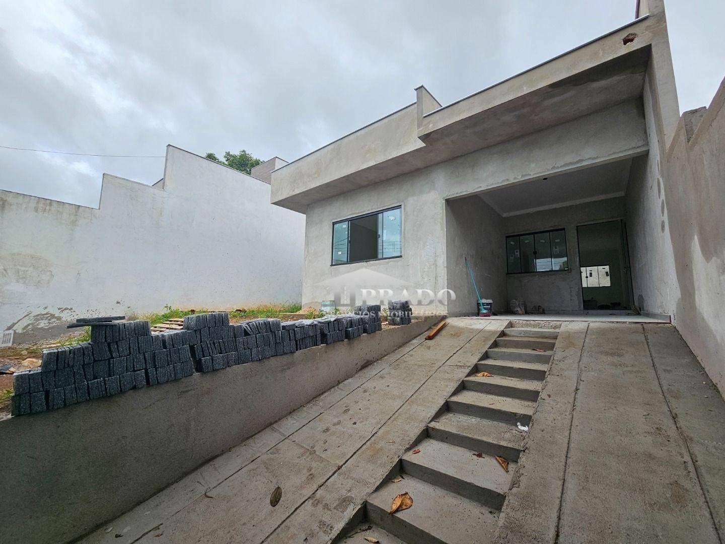 Casa à venda com 3 quartos, 80m² - Foto 2