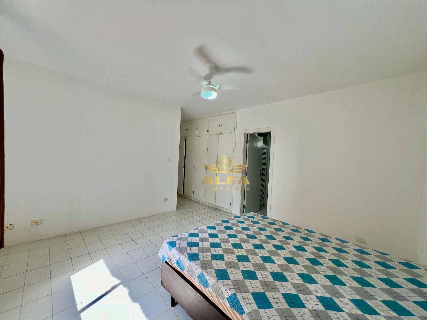 Apartamento à venda com 3 quartos, 200m² - Foto 22