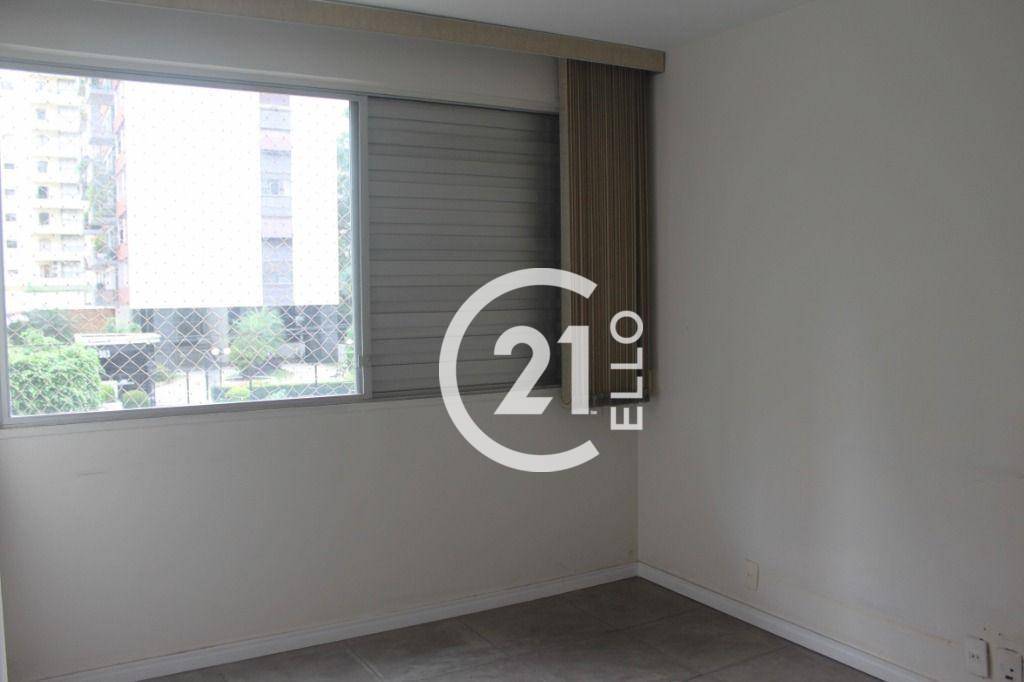 Apartamento à venda com 3 quartos, 150m² - Foto 8