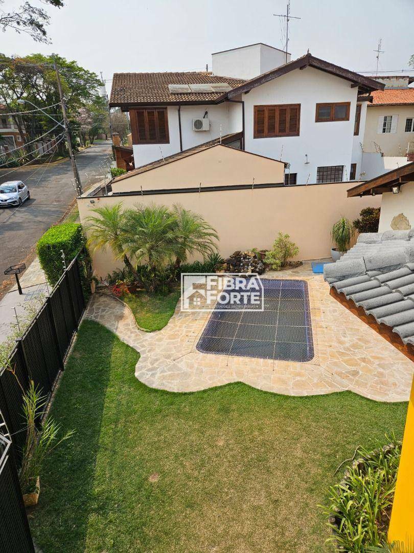 Casa à venda com 3 quartos, 333m² - Foto 22