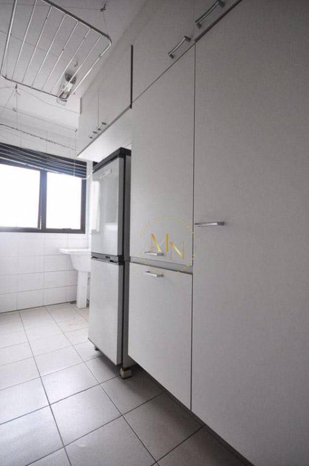 Apartamento à venda com 4 quartos, 225m² - Foto 10