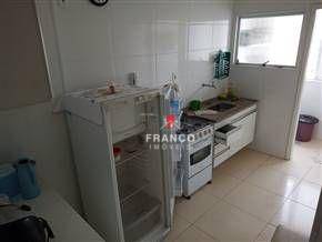 Apartamento à venda com 2 quartos, 74m² - Foto 12