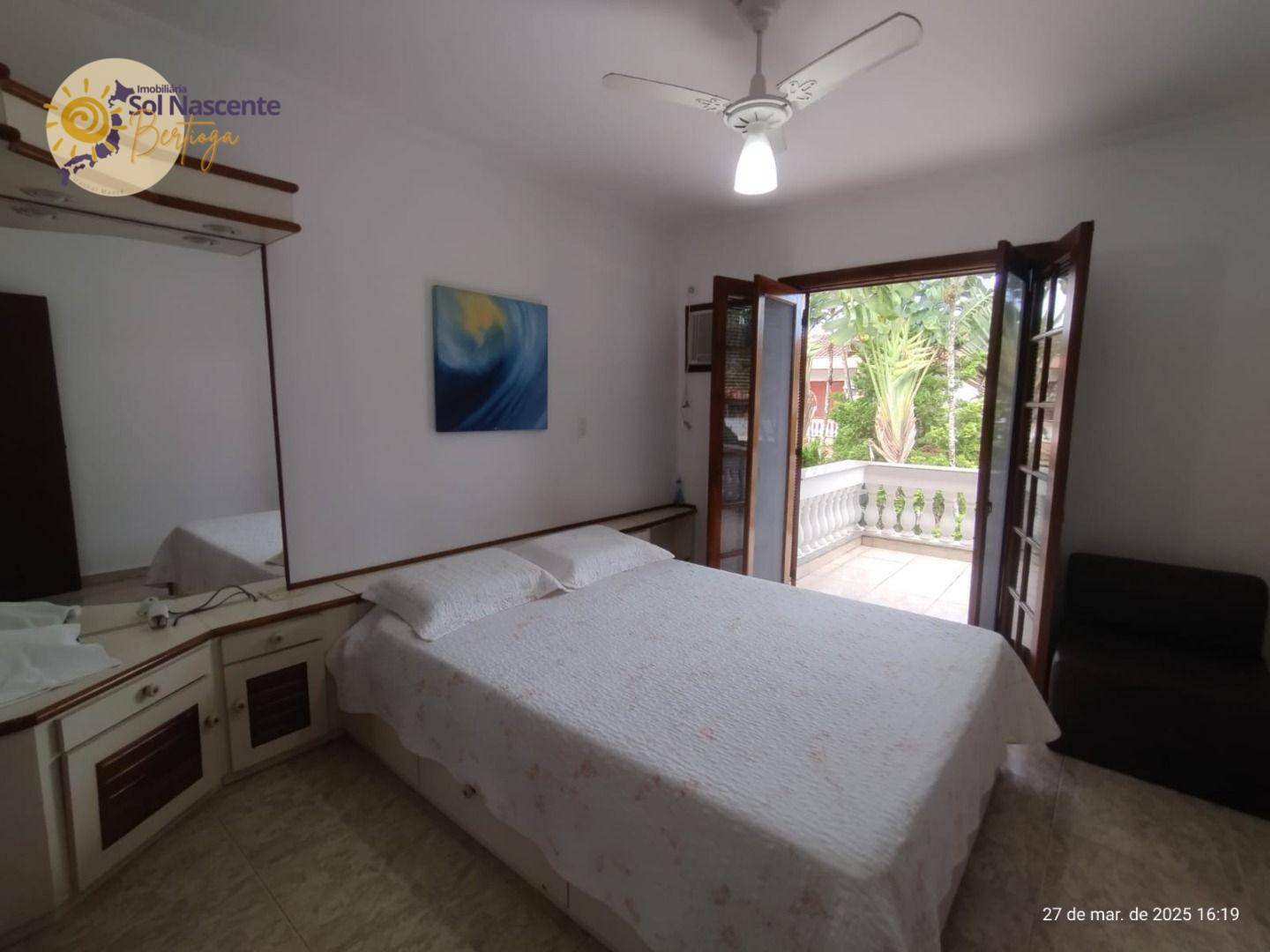Casa de Condomínio à venda com 4 quartos, 230m² - Foto 15