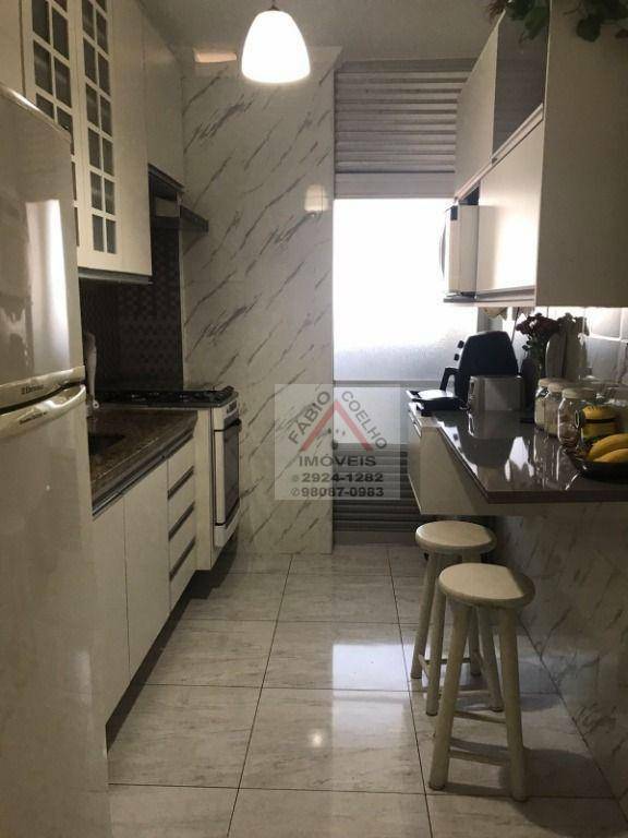 Apartamento à venda com 2 quartos, 64m² - Foto 34