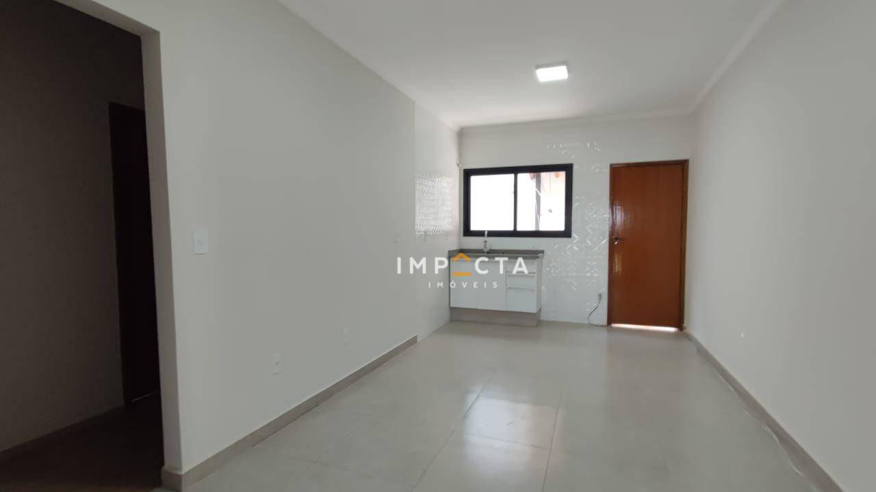 Casa à venda com 2 quartos, 70m² - Foto 5