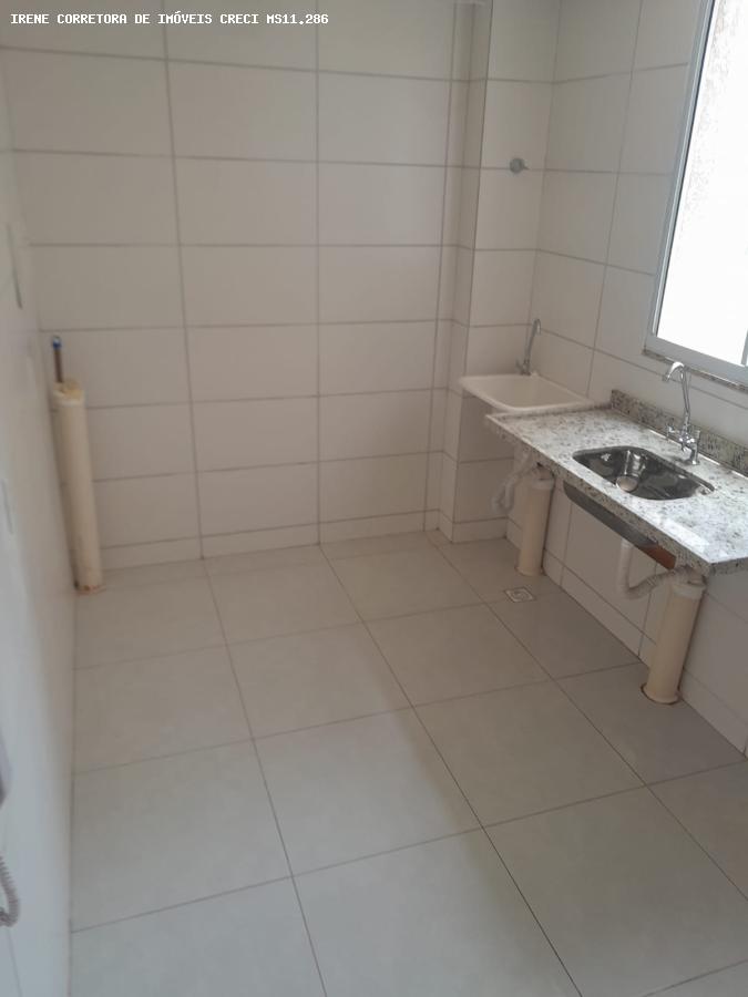 Apartamento à venda com 2 quartos, 40m² - Foto 11