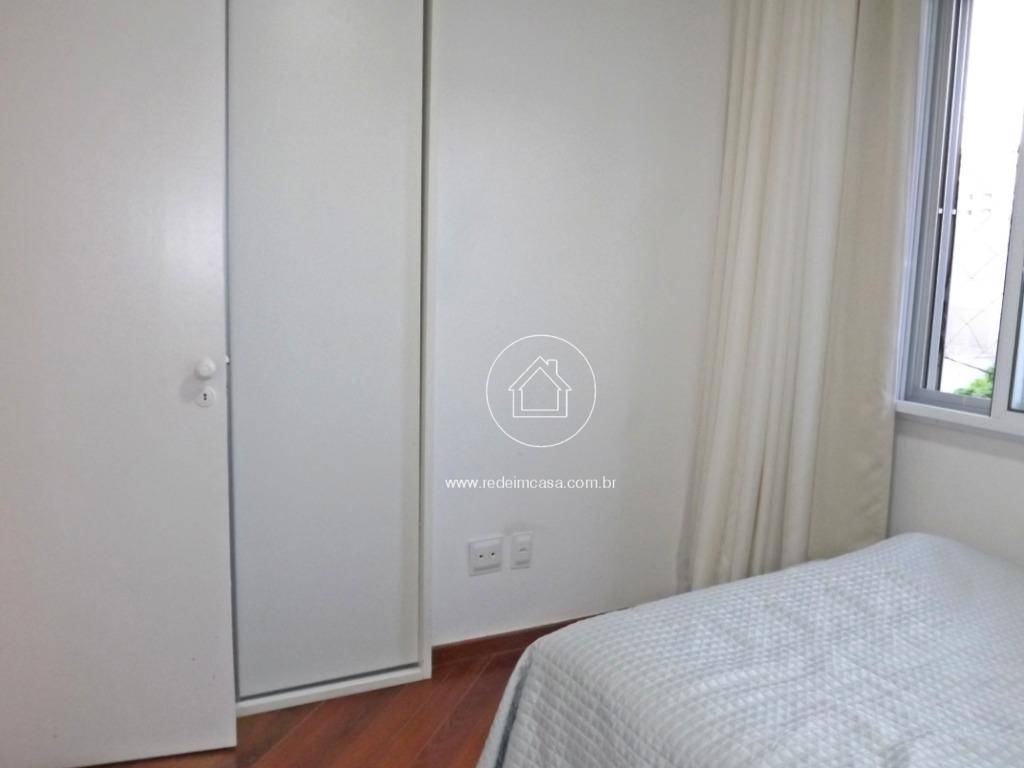 Apartamento à venda e aluguel com 3 quartos, 130m² - Foto 11