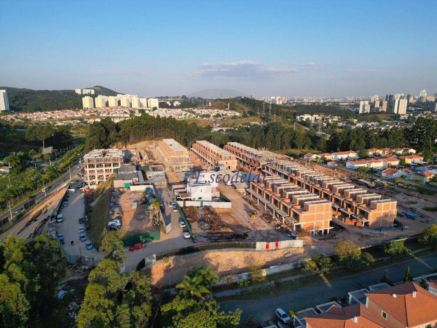 Casa de Condomínio à venda com 3 quartos, 277m² - Foto 6