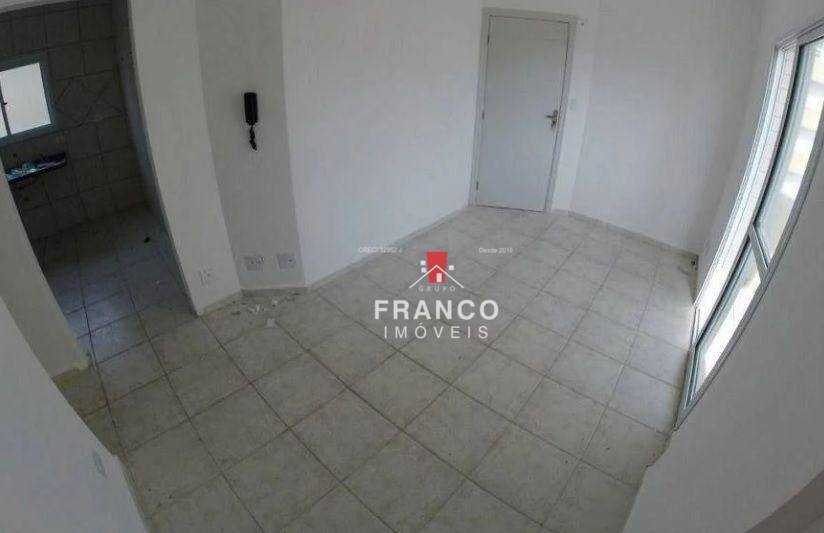 Apartamento para alugar com 2 quartos, 68m² - Foto 4