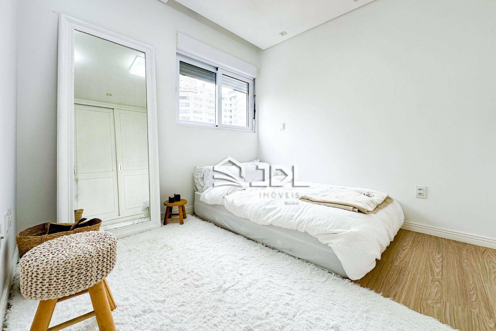 Apartamento à venda com 2 quartos, 90m² - Foto 12